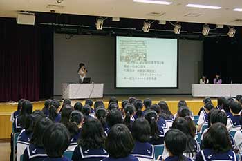 卒業生の話を聞く会