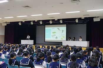 卒業生の話を聞く会