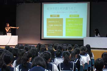 卒業生の話を聞く会