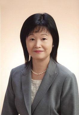 雙葉小学校
校長 河野 久仁子